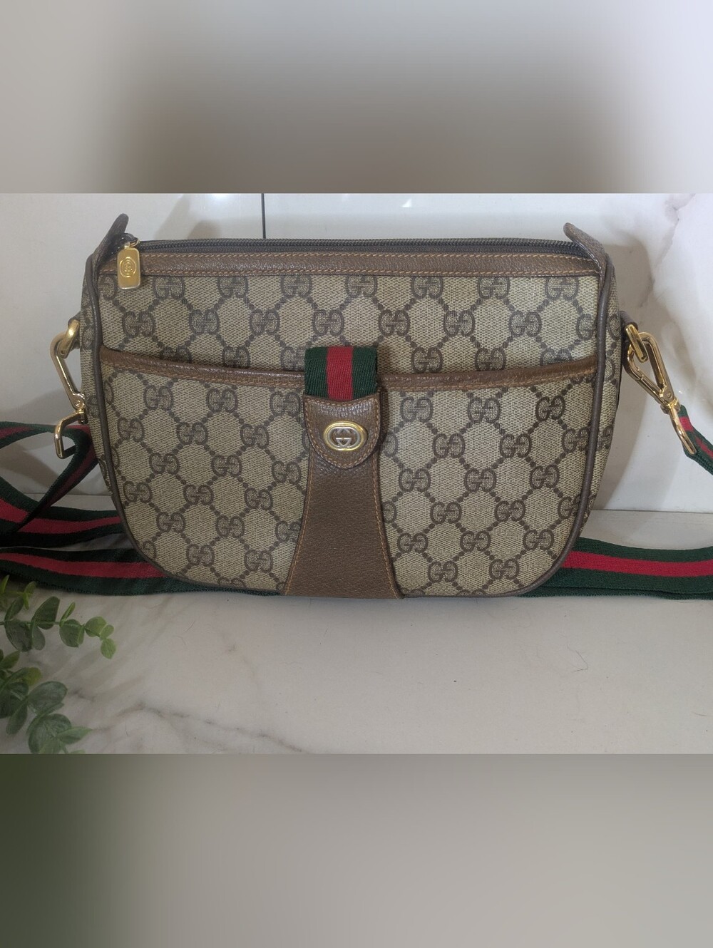 Gucci Supreme Canvas Crossbody Bag Purse